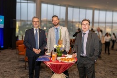 Cocktail-and-European-Delegates-